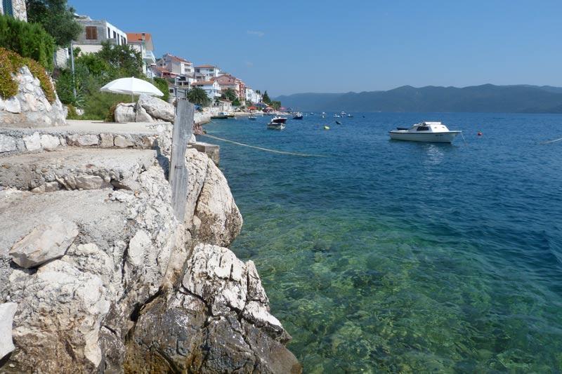 Apartmani More Komarna Buitenkant foto