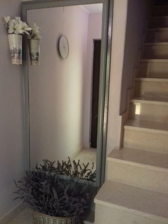 Apartmani More Komarna Buitenkant foto